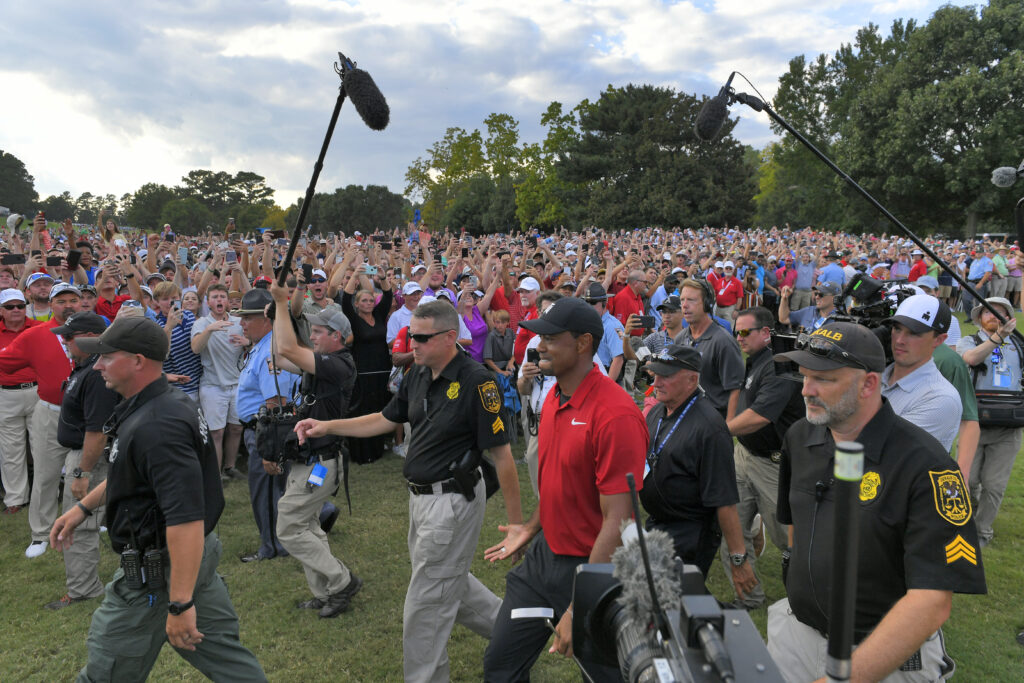 Tiger Woods walks off the 18th Green at the 2018 TOUR Championship - Final Round
