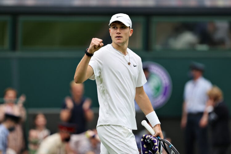 Jack Draper celebrating at Wimbledon 2021