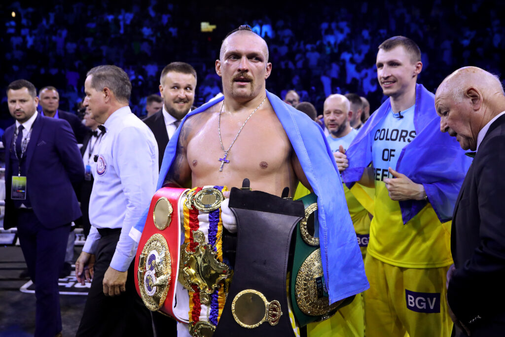 Oleksandr Usyk celebrates defeating Anthony Joshua in the rematch