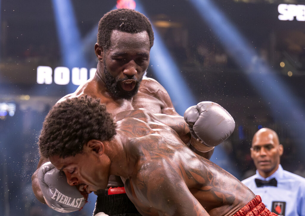 Terence Crawford punches Errol Spence Jr