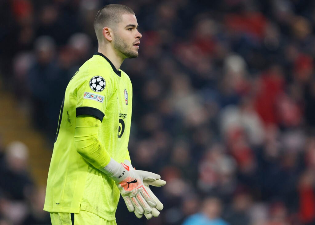 Lucas Chevalier goalkeeper of LOSC Lille on the pitch