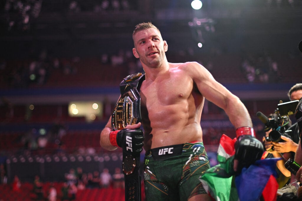 Dricus du Plessis celebrates his victory over Sean Strickland