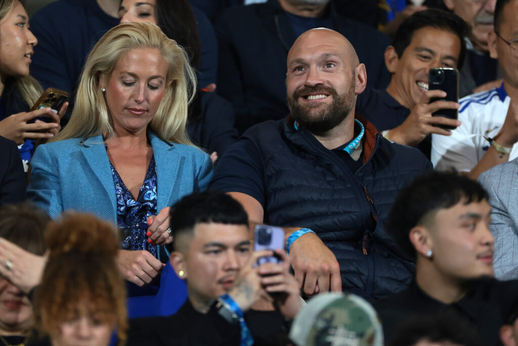 Tyson Fury spotted in the crowd with wife Paris during Como vs Internazionale