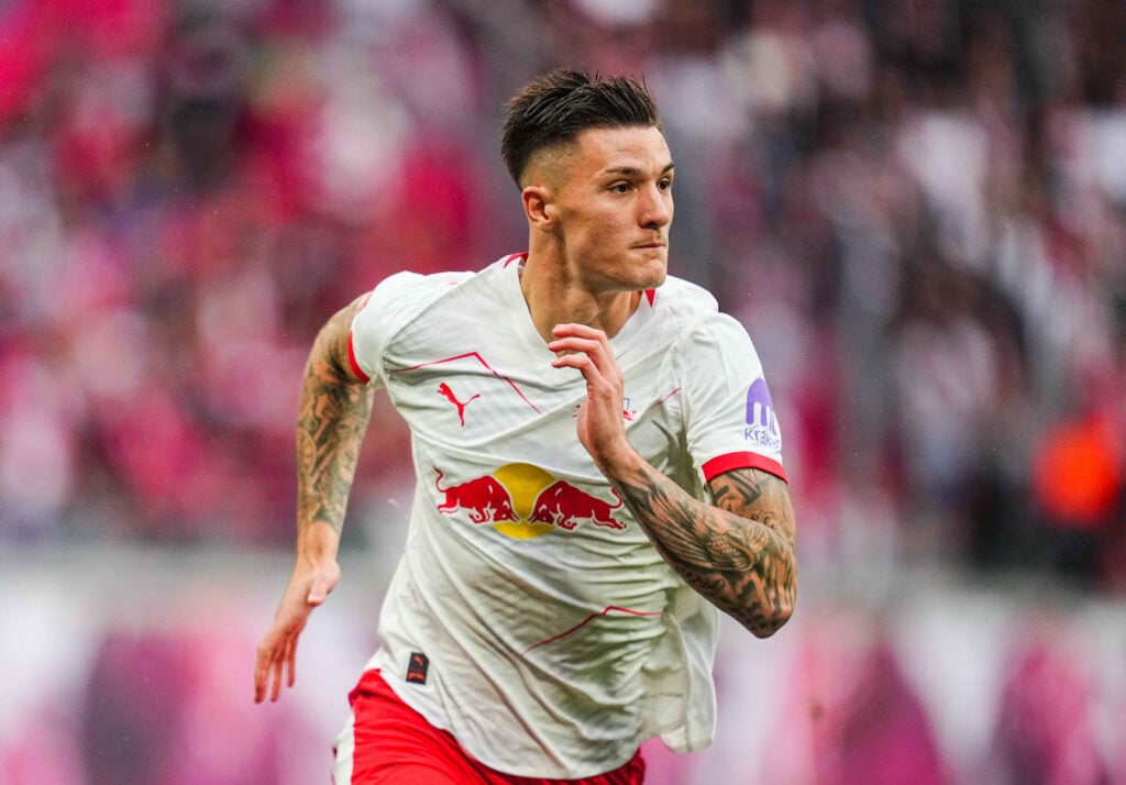 Benjamin Sesko in action for RB Leipzig during a Bundesliga game