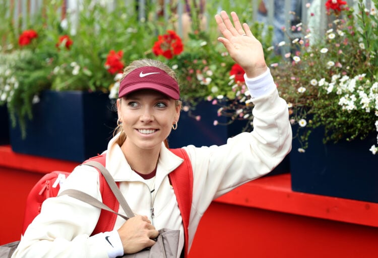 Katie Boulter of Great Britain waves to the crowd