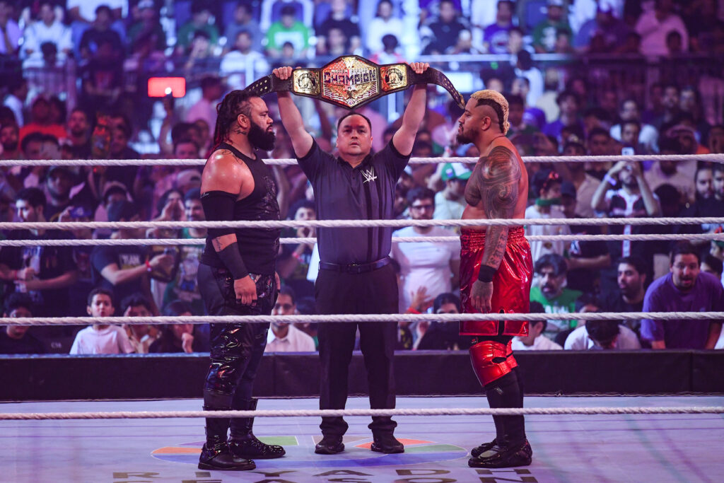 Jacob Fatu and Solo Sikoa about to lock up at WWE Night Of Champions