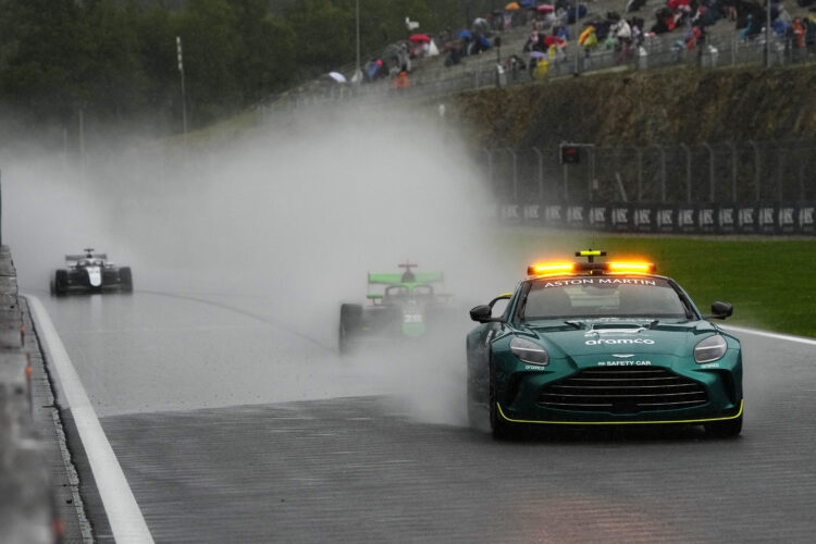 Formula 3 Championship cars stuck behind the safety car