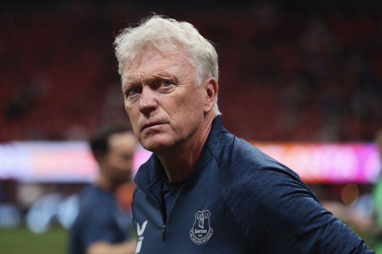 David Moyes looks on during Manchester United v Everton FC