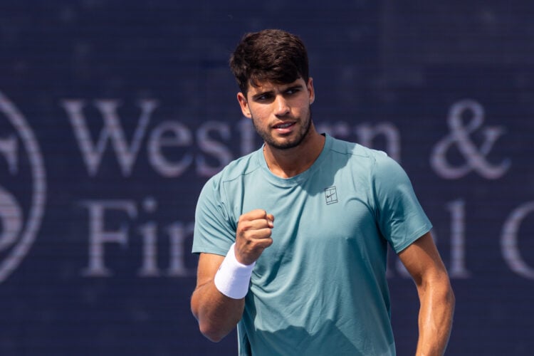 Carlos Alcaraz celebrating a point against Hamad Medjedovic at the Cincinnati Open in 2025