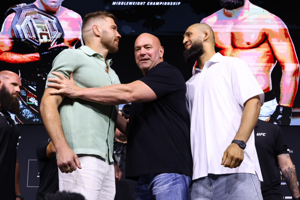 Khamzat Chimaev and Dricus Du Plessis face-off before UFC 319