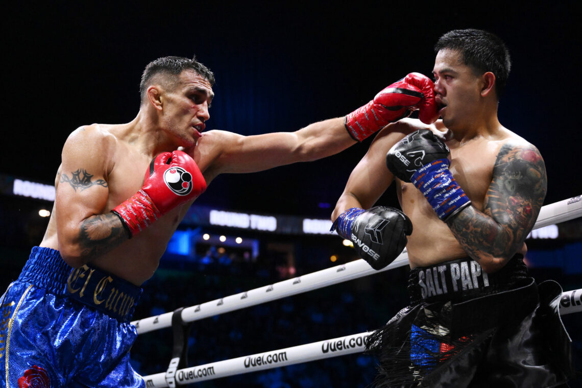 Tony Ferguson punches Salt Papi