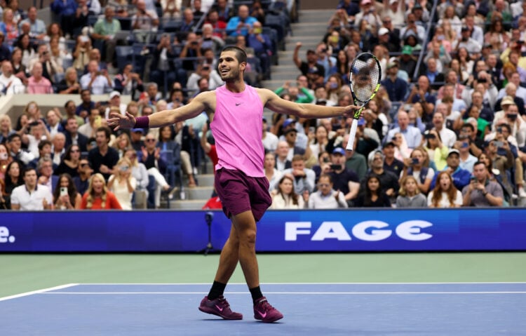 Carlos Alcaraz celebrating his US Open 2025 win against Jannik Sinner