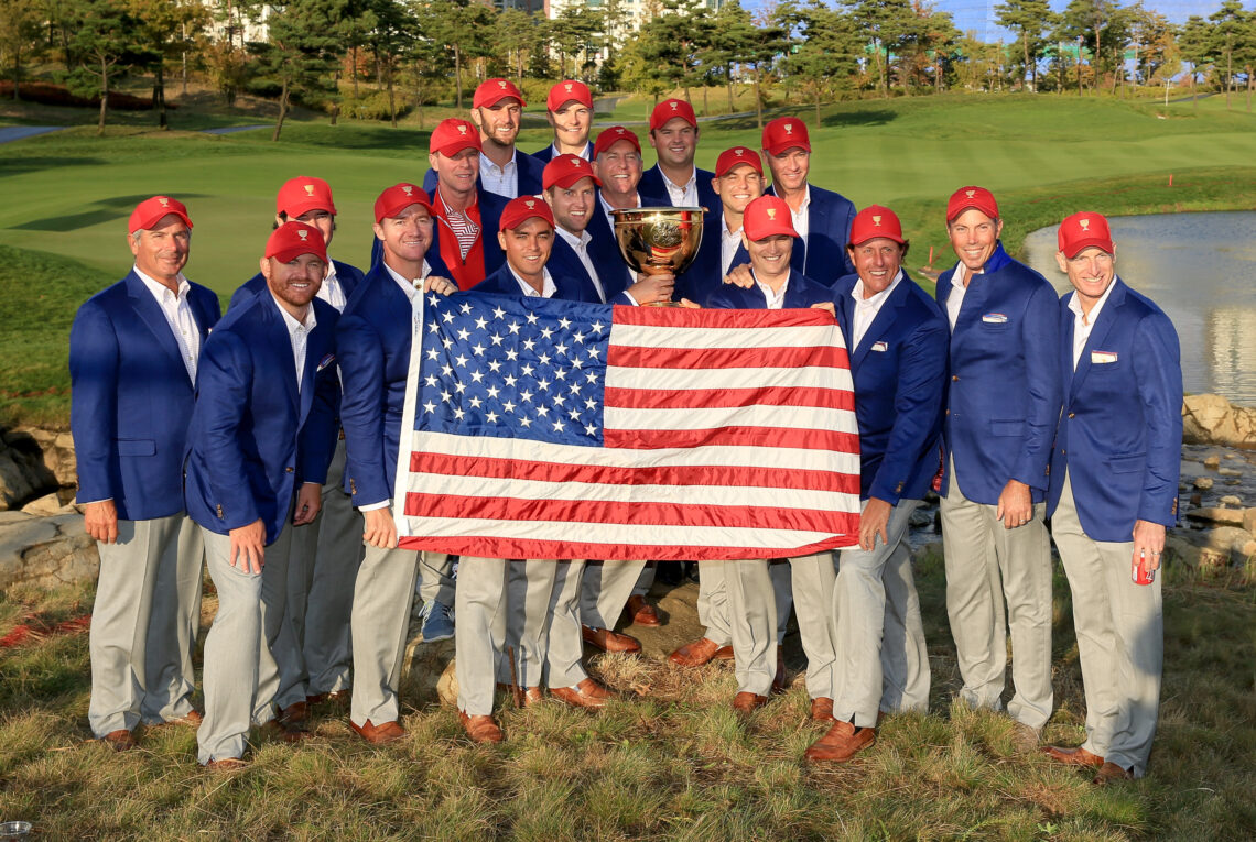 Team USA celebrate winning the 2015 Presidents Cup in Incheon