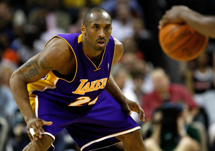Kobe Bryant #24 of the Los Angeles Lakers prepares to play defense