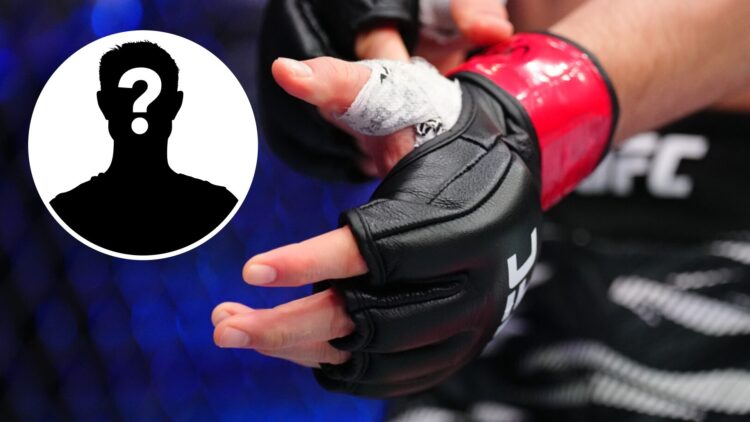 Detail view of the gloves of Robert Whittaker